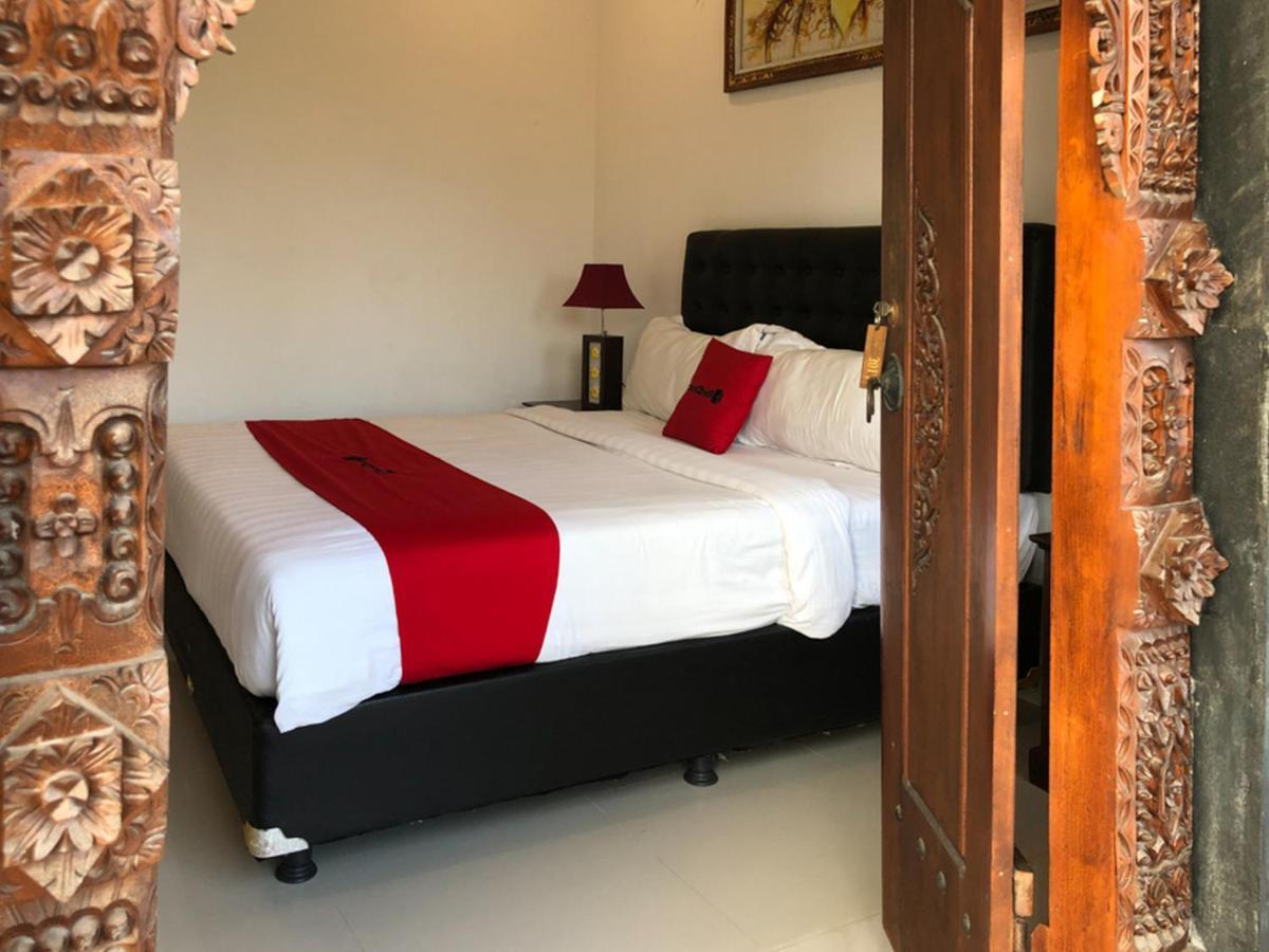 Reddoorz Plus Near Dreamland Beach Jimbaran Esterno foto