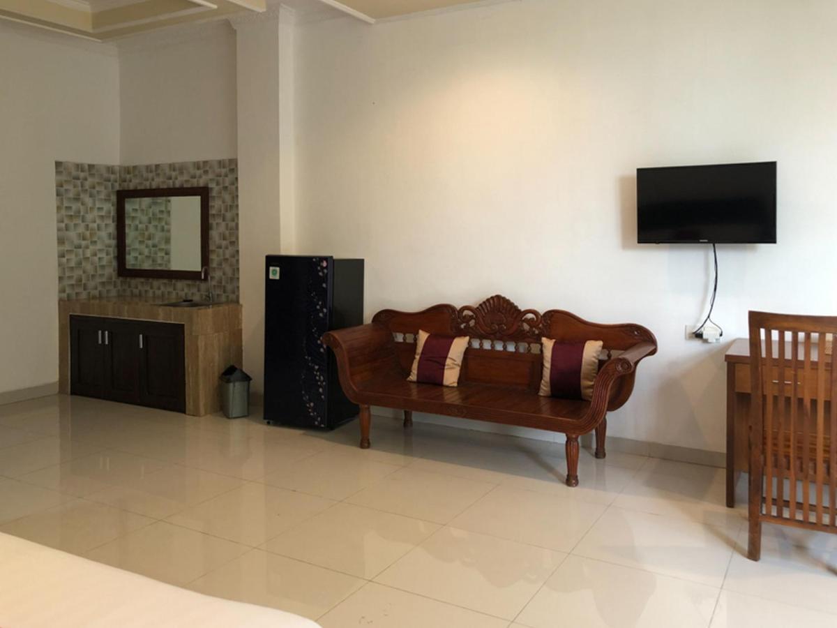 Reddoorz Plus Near Dreamland Beach Jimbaran Esterno foto