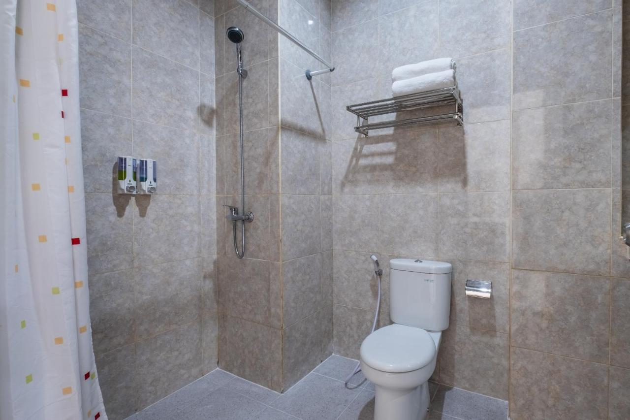 Reddoorz Plus Near Dreamland Beach Jimbaran Esterno foto